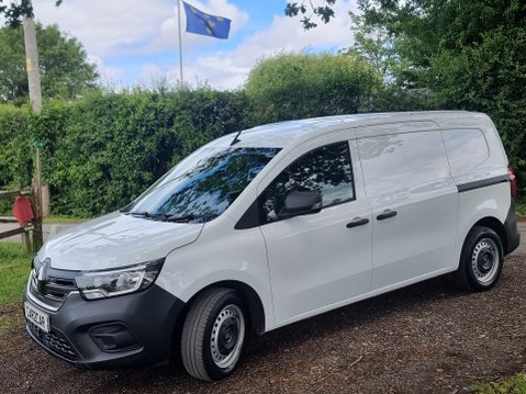 Renault Kangoo LL21 E-TECH START 9