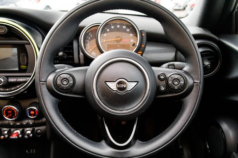 Mini Convertible COOPER 20