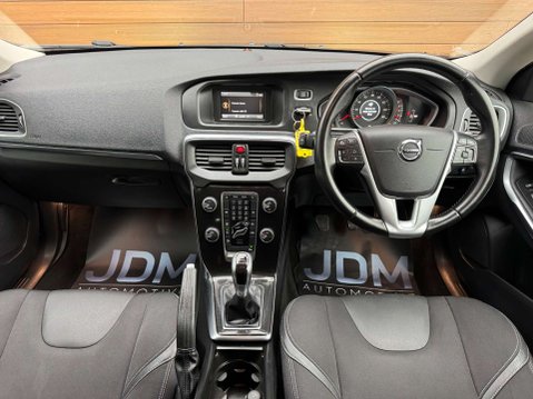 Volvo V40 2.0 V40 Momentum T2 5dr 22