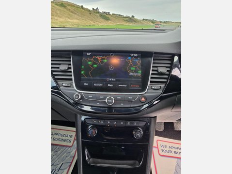 Vauxhall Astra 1.4i Turbo SRi Nav Euro 6 5dr 34