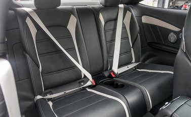 Mercedes-Benz C Class C63 S Coupe 13