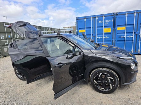 Nissan Juke 1.6 N-Connecta SUV 5dr Petrol Hybrid Auto Euro 6 (143 ps) 56