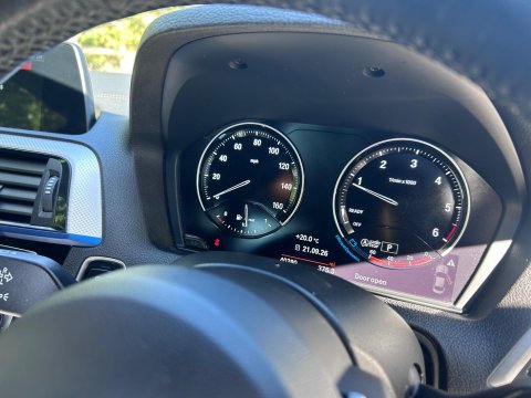 BMW 2 Series 2.0 218d M Sport Auto Euro 6 (s/s) 2dr 29