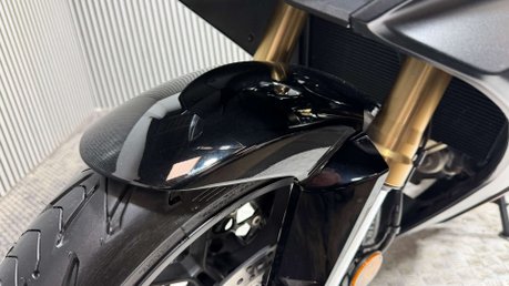 Honda CBR 2023 ONLY 4K LONG MOT WARRANTY 1 OWNER 650CC 14