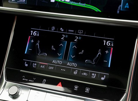 Audi RS6 Avant Carbon Black Urban 20