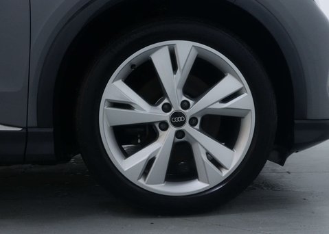 Audi Q4 Q4 E-Tron S Line 35 5dr 17