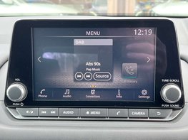 Nissan Qashqai 1.3 Qashqai Acenta Premium DiG-T MHEV 5dr 37