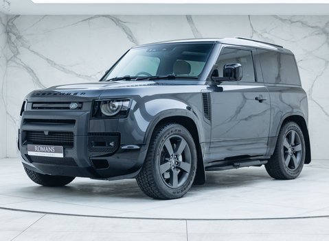 Land Rover Defender 90 D350 X-DYNAMIC HSE 1