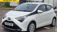 Toyota Aygo 1.0 VVT-i x-play Hatchback 5dr Petrol x-shift Euro 6 (71 ps) 3