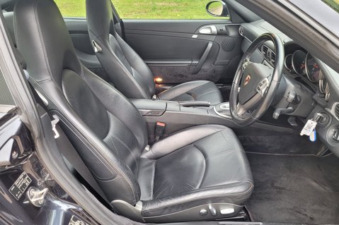 Porsche 911 CARRERA 4 TIPTRONIC S 26