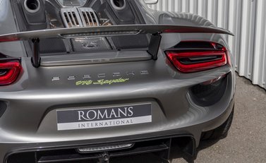 Porsche 918 Spyder 26