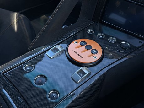 Lamborghini Murcielago LP760-4 SV 74