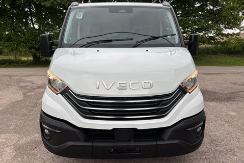 Iveco Daily 35C18H 3750WB Chassis Cab 10