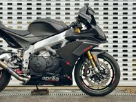 Aprilia RSV 1.1 RSV 4 1100 Factory 10