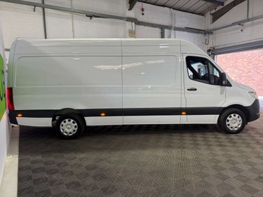 Mercedes-Benz Sprinter 2.0 Sprinter 315 Premium CDi LWB 3