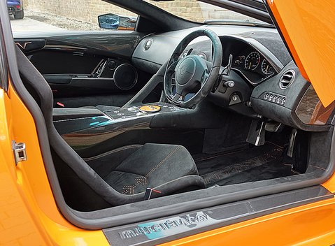 Lamborghini Murcielago LP 670-4 SV 13