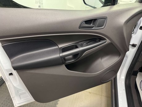 Ford Transit Connect 1.5 Transit Connect 210 Base TDCi 11