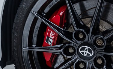 Toyota Yaris GR-Y CIRCUIT 42
