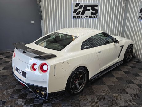 Nissan GT-R 3.8 V6 Recaro Coupe 2dr Petrol Auto 4WD Euro 6 (570 ps) 51