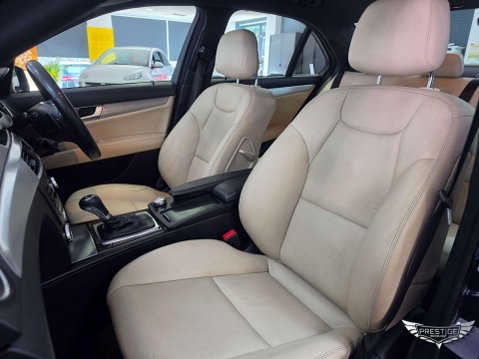 Mercedes-Benz C Class 2.1 C220 CDI BlueEfficiency Sport G-Tronic+ Euro 5 (s/s) 4dr 26