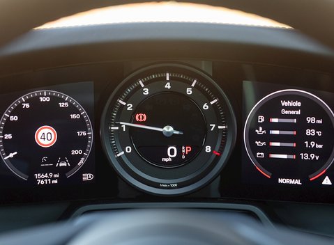 Porsche 911 Carrera 4S (992) 17