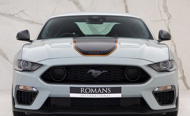 Ford Mustang Mach 1 4