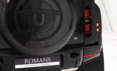 Land Rover Defender 110 SE D250 Urban 23