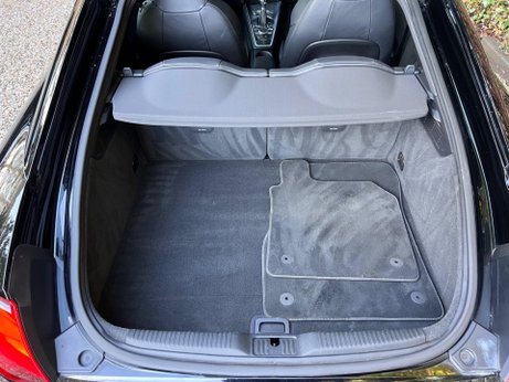 Audi TT 2.0 TFSI Black Edition S Tronic Euro 6 (s/s) 3dr 28