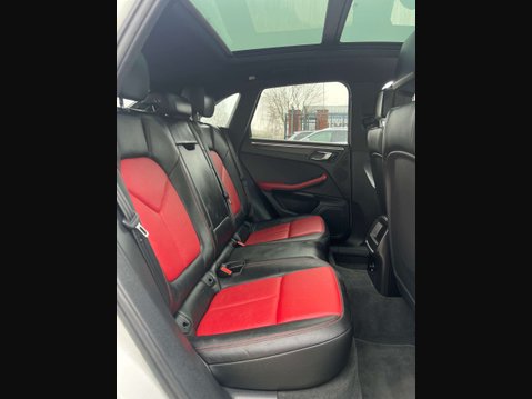Porsche Macan 2.0T SUV 5dr Petrol PDK 4WD Euro 6 (s/s) (237 ps) 22