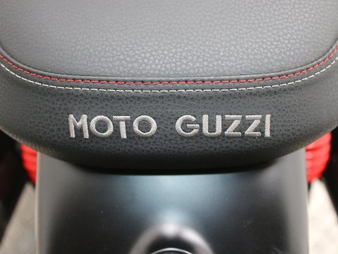 Moto Guzzi V7 V7 STONE SPECIAL EDITION 15