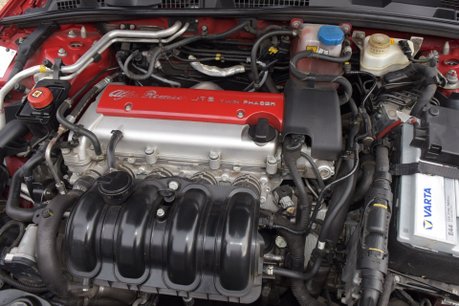 Alfa Romeo Spider 2.2 JTS 20