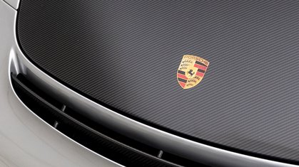  Porsche Camp4S Finland: Winter Driving Experience