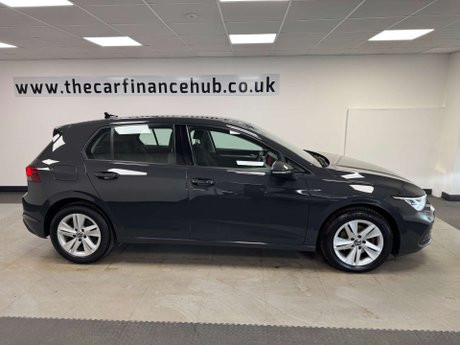 Volkswagen Golf 1.5 Golf Life TSi 5dr 32