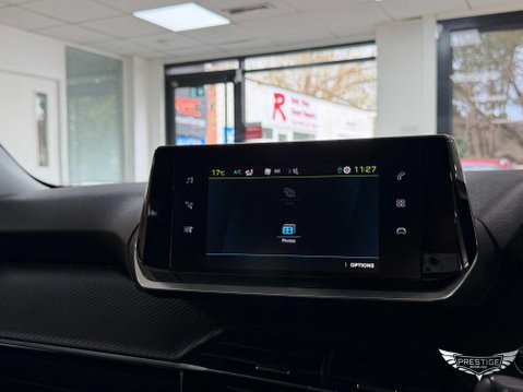 Peugeot 2008 50kWh Allure Premium Auto 5dr (7kW Charger) 71