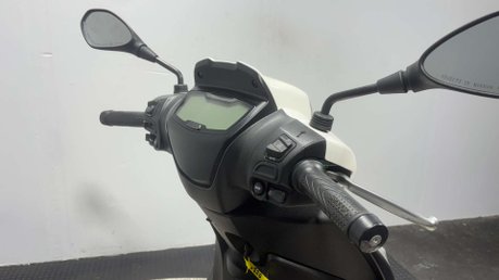 Piaggio Medley 2023 ONLY 4K 125CC LEARNER SCOOTER 15 BHP NEW MOT WARRANTY 30