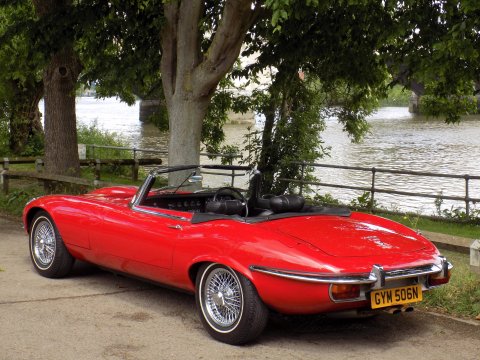 Jaguar E-Type S3 V12 Roadster 2
