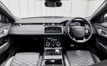 Land Rover Range Rover Velar SVAutobiography Dynamic 19