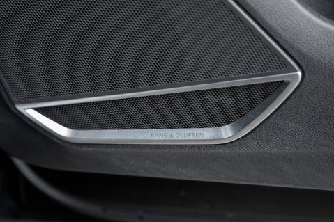 Audi Q3 TFSI S LINE 17