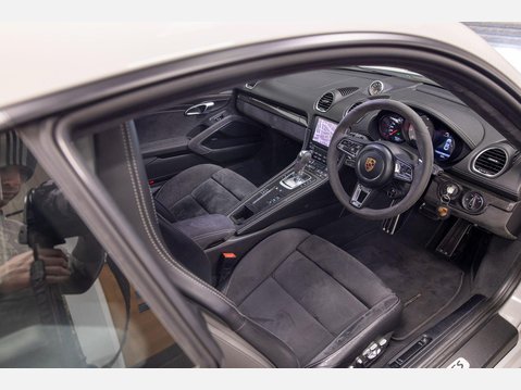 Porsche 718 Cayman 2.5T GTS PDK Euro 6 (s/s) 2dr 12