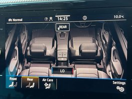 Volkswagen Passat 1.5 Passat R-Line TSi Evo 5dr 34