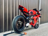 Ducati Panigale V4S Gen 2 9