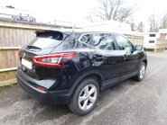 Nissan Qashqai 1.3 DIG-T ACENTA PREMIUM 5 Dr 4