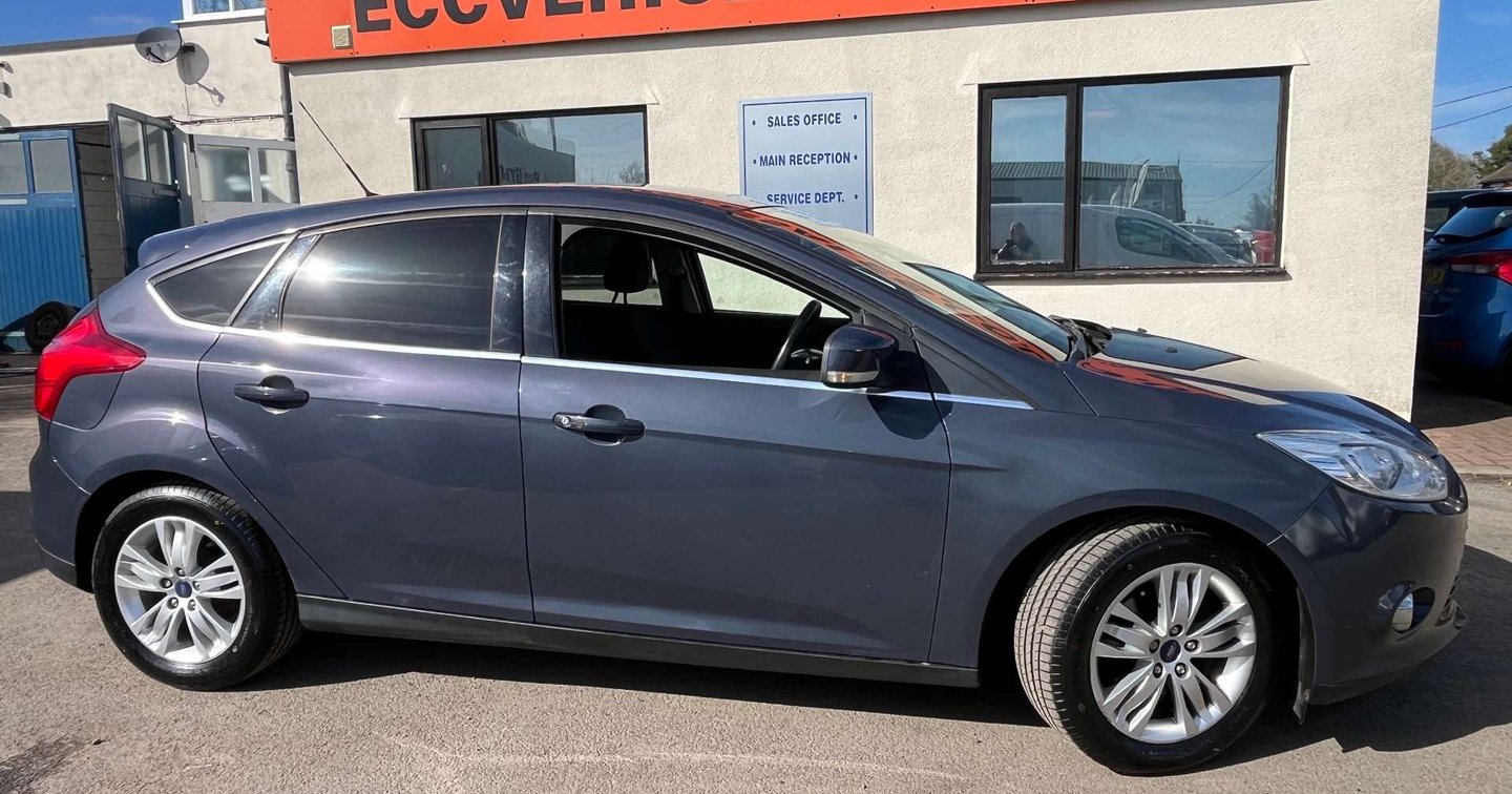 Used 2014 Ford Focus 1.0 Focus Titanium Navigator T 5dr for sale | ECC ...