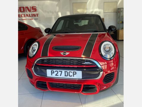 Mini Hatch JOHN COOPER WORKS 16