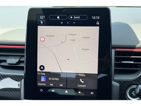 Renault Arkana 1.6 E-TECH Hybrid 145 R.S. Line 5dr Auto 23
