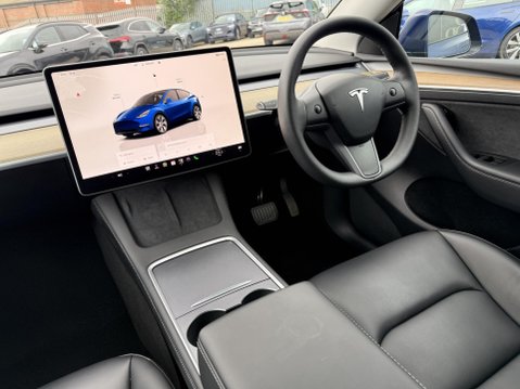 Tesla Model Y (Dual Motor) Long Range SUV 5dr Electric Auto 4WDE (384 bhp) 30