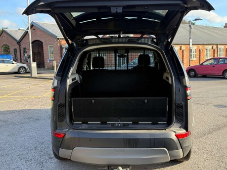 Land Rover Discovery 3.0 Discovery SE SDV6 Auto 4WD 11