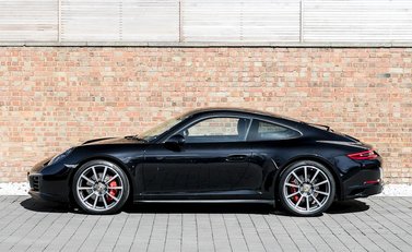 Porsche 911 (991.2) Carrera 4S 2