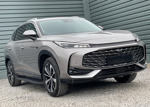 MG HS 1.5 T-GDI PHEV TROPHY 7