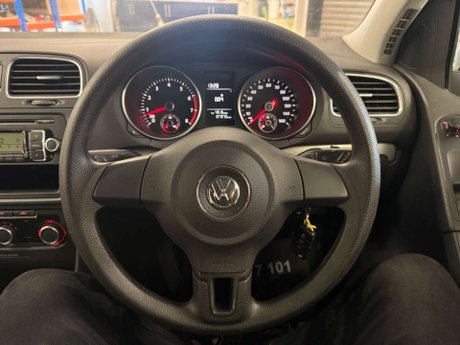 Volkswagen Golf 1.2 TSI S Euro 5 5dr 28